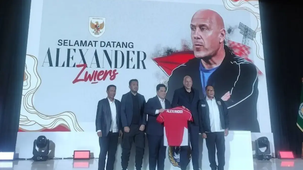 Kriteria Pelatih Timnas Diungkap Zwiers: PSSI Cari yang 'Paling Cocok', Bukan Asal Negara Alexander Zwiers ketika dikenalkan sebagai Direktur Teknik PSSI