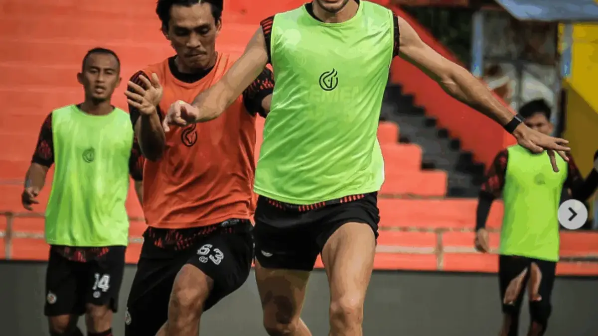 Prediksi Semen Padang vs Bhayangkara FC: Delapan Tahun Penantian Kabau Sirah untuk Menumbangkan The Guardians