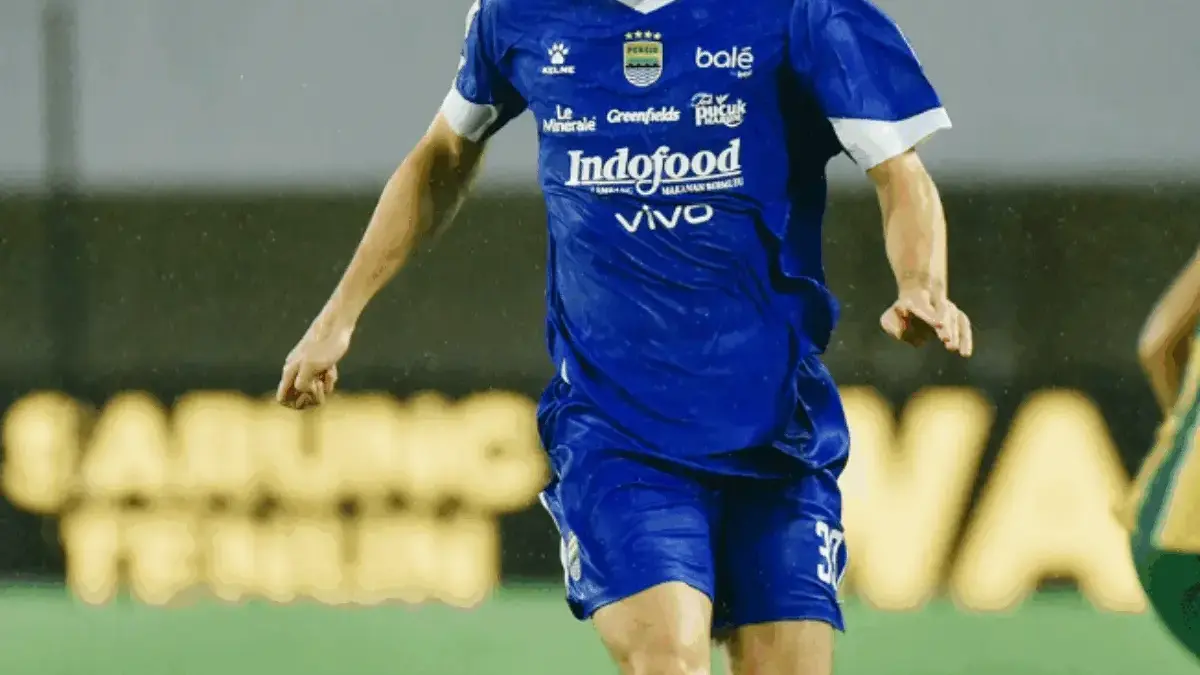 Hasil Babak Pertama PSBS Biak vs Persib Bandung: Andrew Jung Antar Maung Unggul 1-0