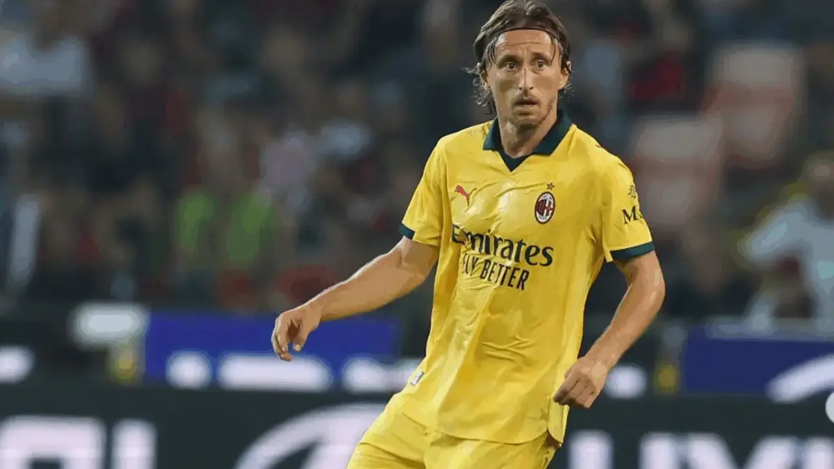 Modric Meledak! Kesal Berat Usai Milan Cuma Imbang Lawan Pisa foto
