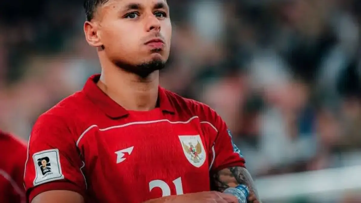 Dean James Lakukan Handball, tapi Jadi Pahlawan Go Ahead Eagles Tumbangkan Aston Villa di Liga Europa Dean James