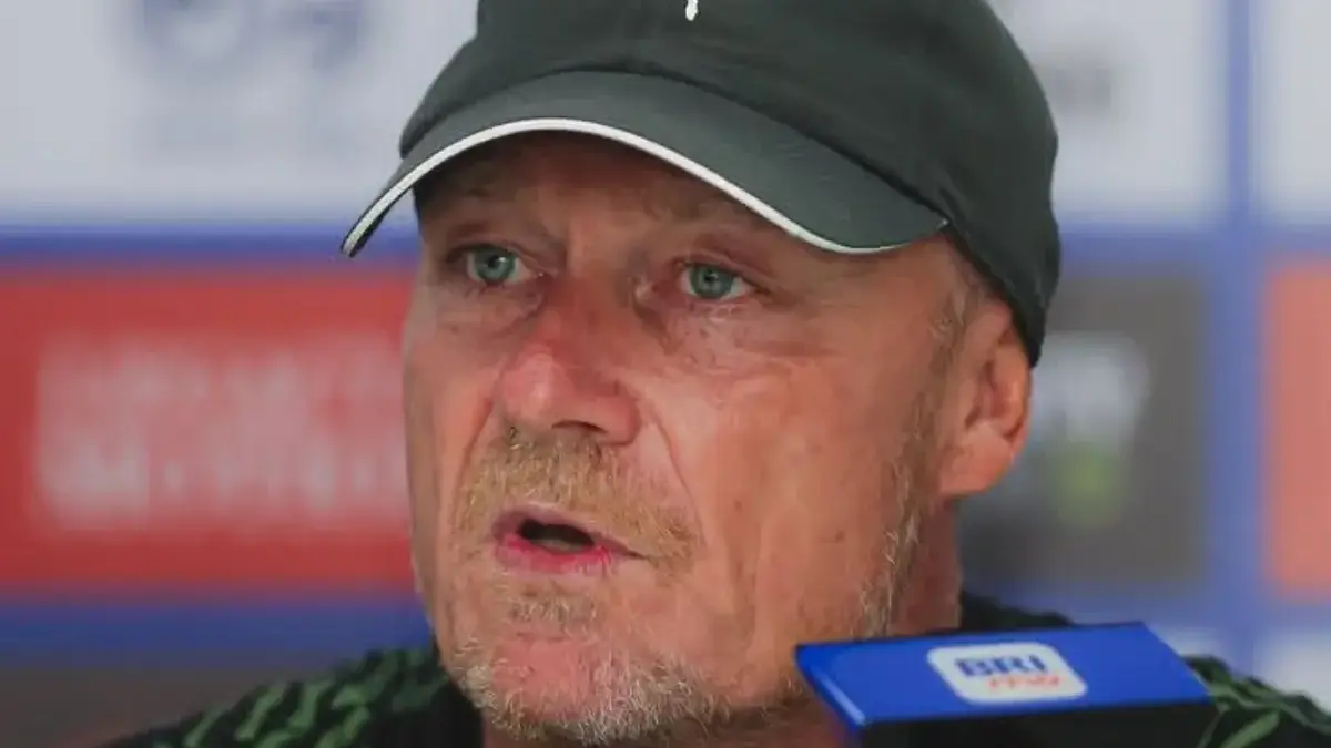 Peter de Roo Beberkan Evaluasi Penting Persis Sebelum Tandang ke Markas Persib Persis Solo vs Persib Bandung