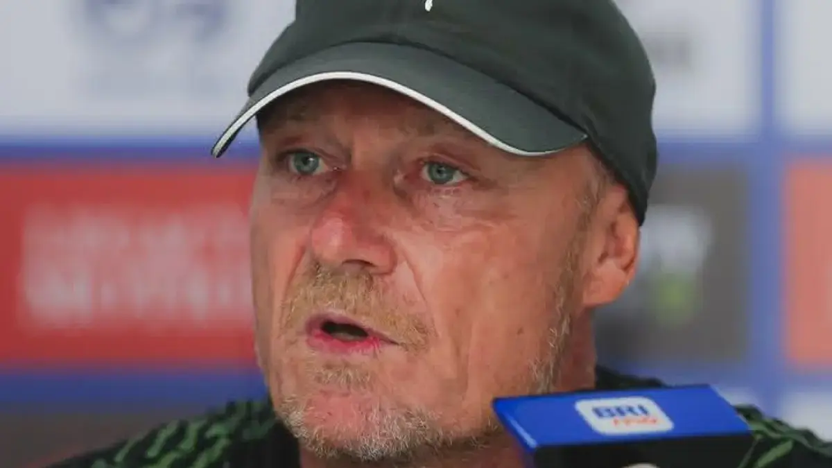Sebelum Lawan Persib, Pelatih Persis Tekankan Mental Juara untuk Anak Asuhnya Persis Solo vs Persib Bandung