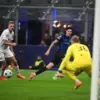 Lautaro Martinez merayakan gol Inter Milan vs Slavia Praha.