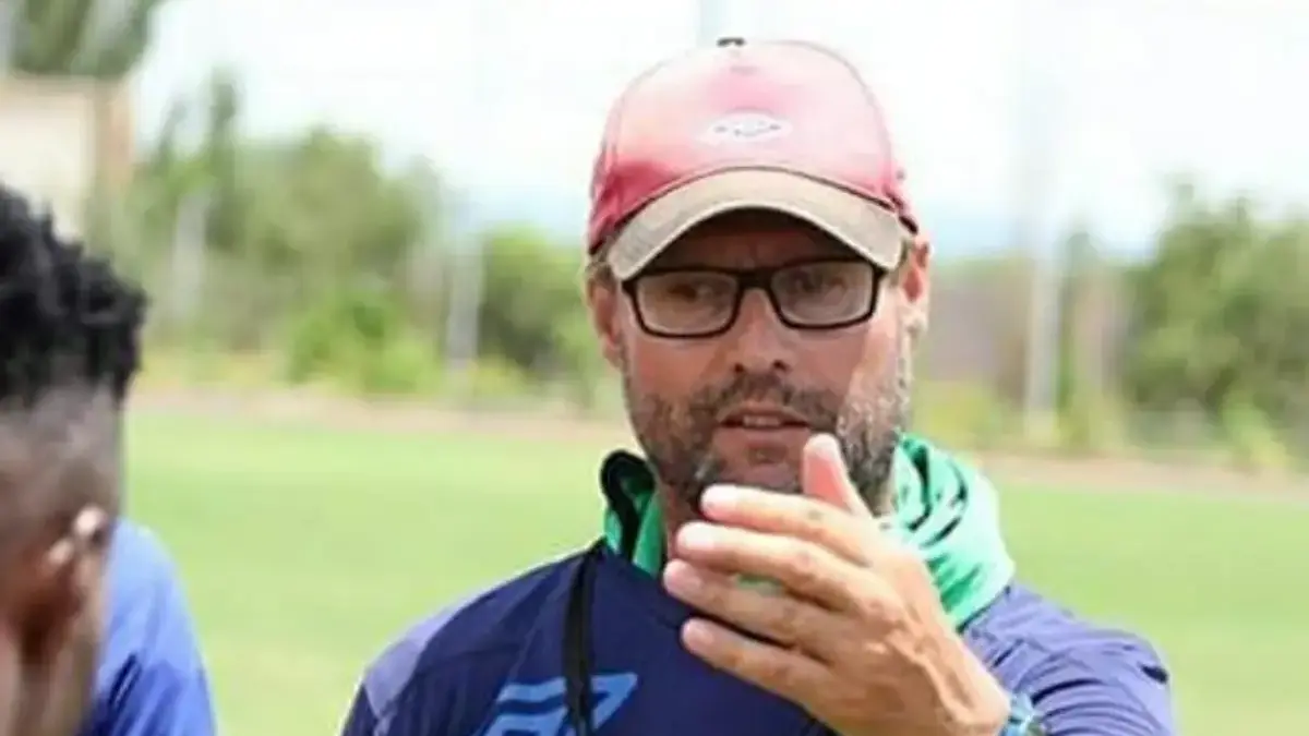 PSM Makassar Resmi Tunjuk Tomas Trucha sebagai Pelatih Baru: Tantangan Berat Gantikan Bernardo Tavares Tomas Trucha