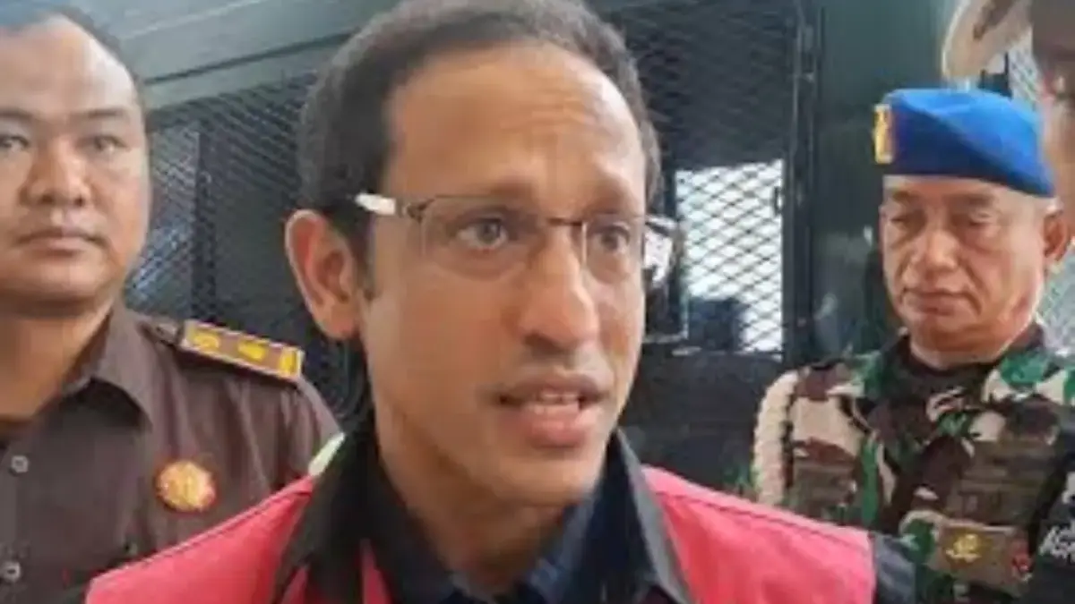 Praperadilan Ditolak Hakim, Nadiem Makarim Jadi Tersangka. Foto:tangkapan layar depan radarcirebon.tv