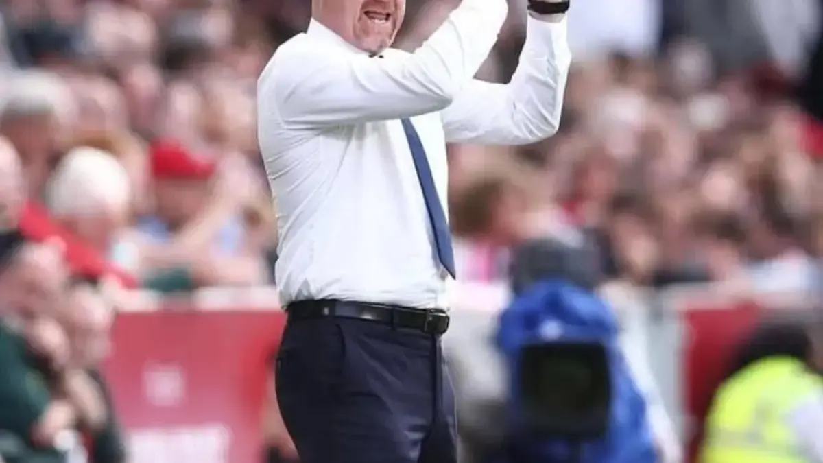 Debut Cemerlang Sean Dyche