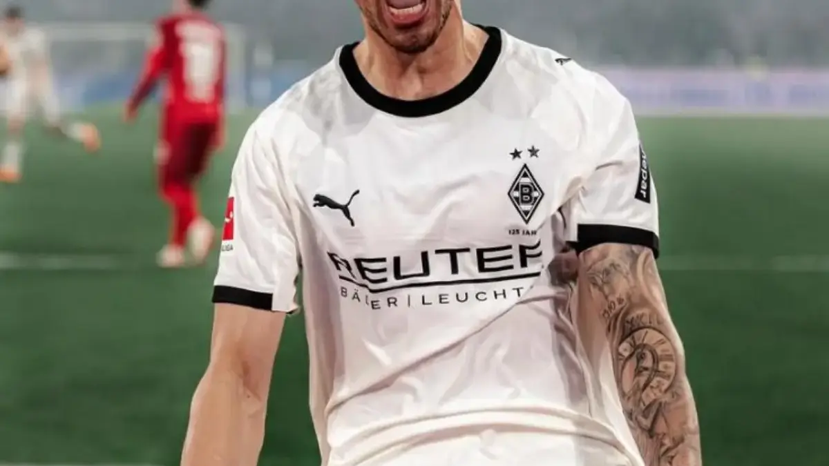 Terungkap! Alasan Sederhana Kevin Diks Terpaksa Tinggalkan Nomor Keramatnya Saat Gabung Monchengladbach Kevin Diks