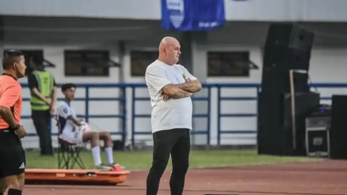 Reaksi Hodak Usai Persib Bandung Perpanjang Dominasi, Puji Pertahanan Solid Skuad Maung Bojan Hodak Head Coach Persib Bandung