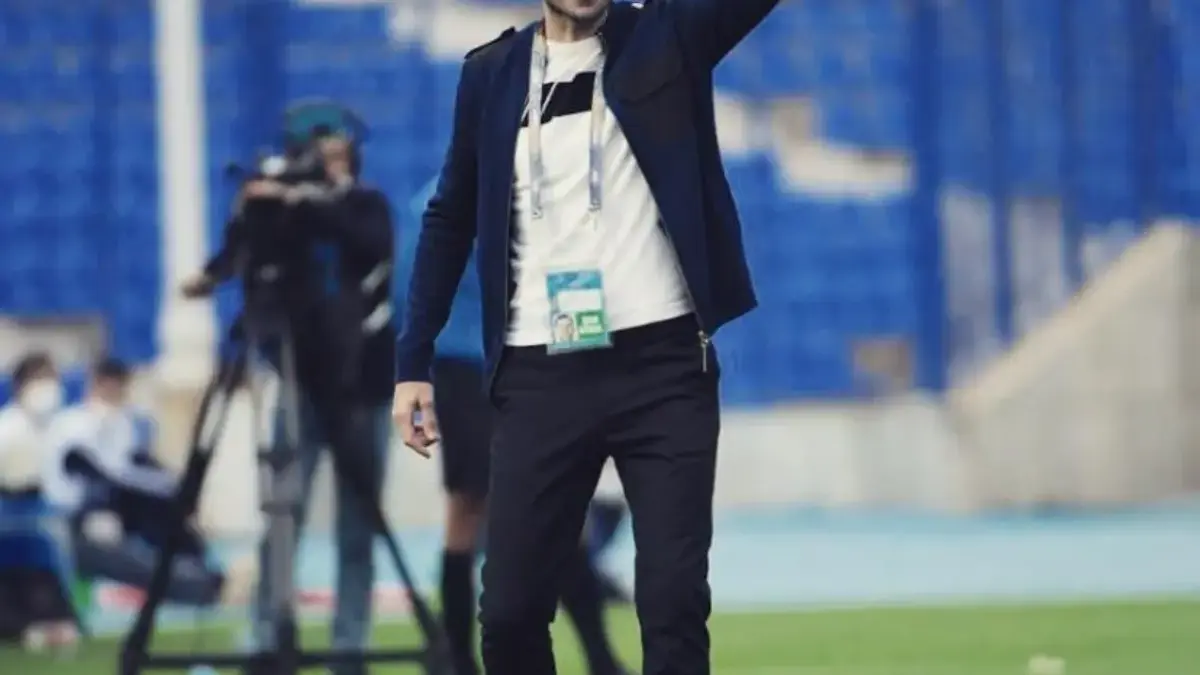 Sumardji Terpukau! Jejak Manis Timur Kapadze Bikin Ketua BTN PSSI Penasaran Timur Kapadze Coach Sepabola Uzbekistan