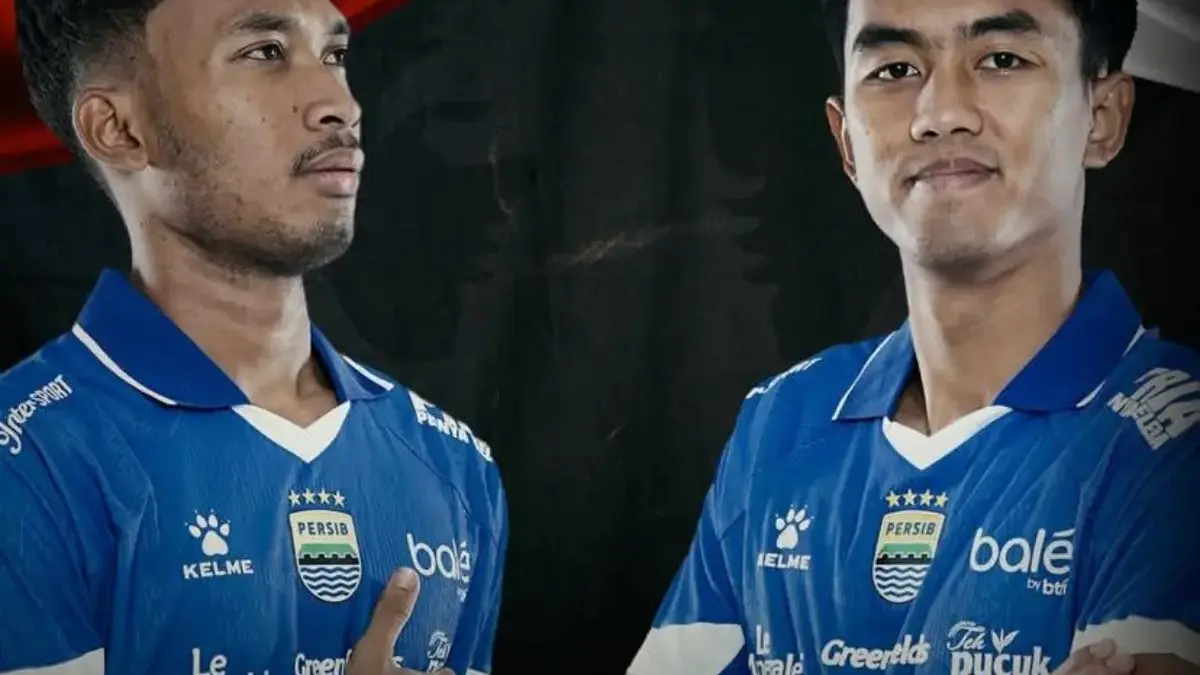 Robi Darwis dan Kakang Rudianto pemain bola Persib Bandung