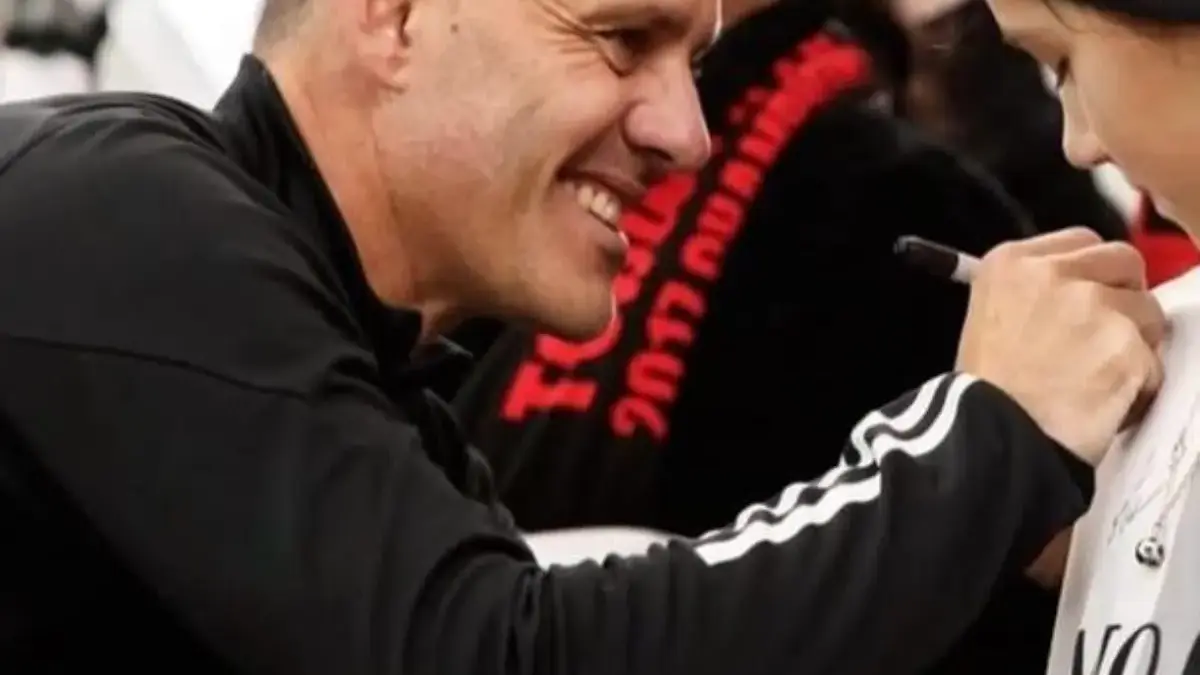 John Herdman Pelatih Sepakbola