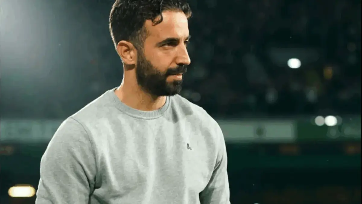 Ruben Amorim Akui Pertahanan Manchester United Masih Jadi Masalah Serius foto