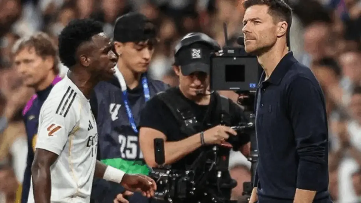 Vinicius Ancam Cabut! Ogah Perpanjang Kontrak Selama Xabi Alonso Masih Melatih Madrid foto