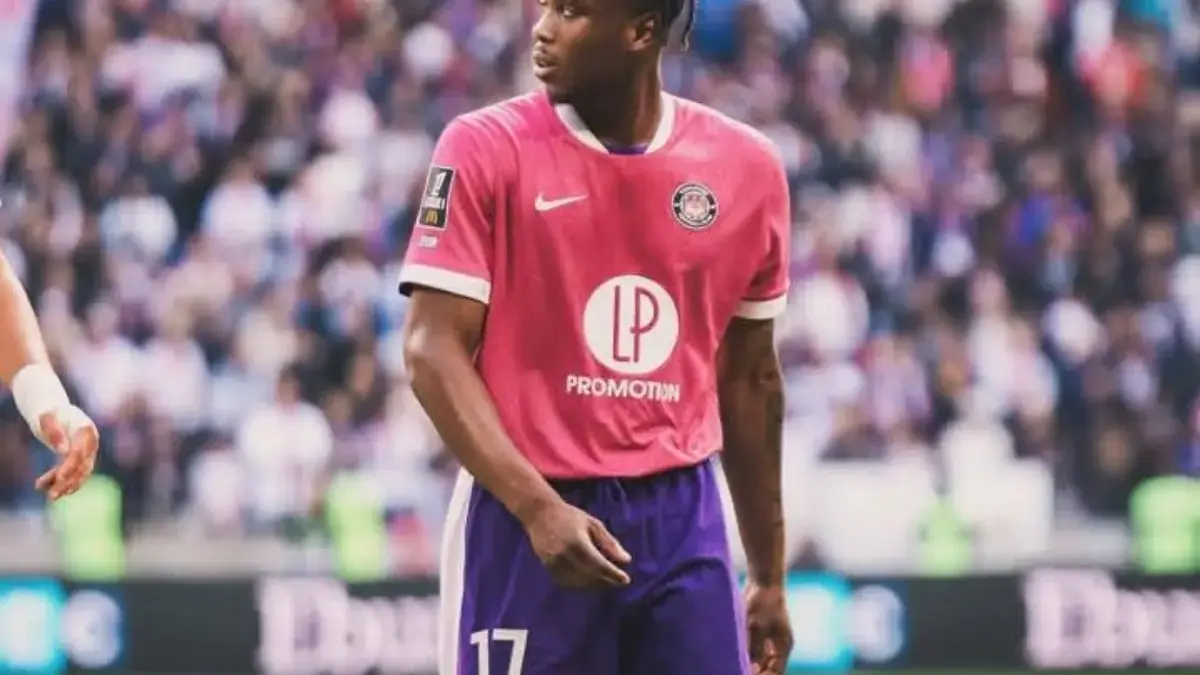 Usai Diterjang Pemain Jepang, Musuh Calvin Verdonk Alami Cedera Mengerikan dan Hampir Pasti Absen Abu Francis