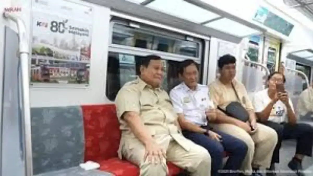 Prabowo Subainto Kereta Cepat Whoosh Dilanjutkan ke Banyuwangi prabowo tetap bmau kereta woosh dilanjutkan. Foto: tangkapan layar depan radarcirebon.tv
