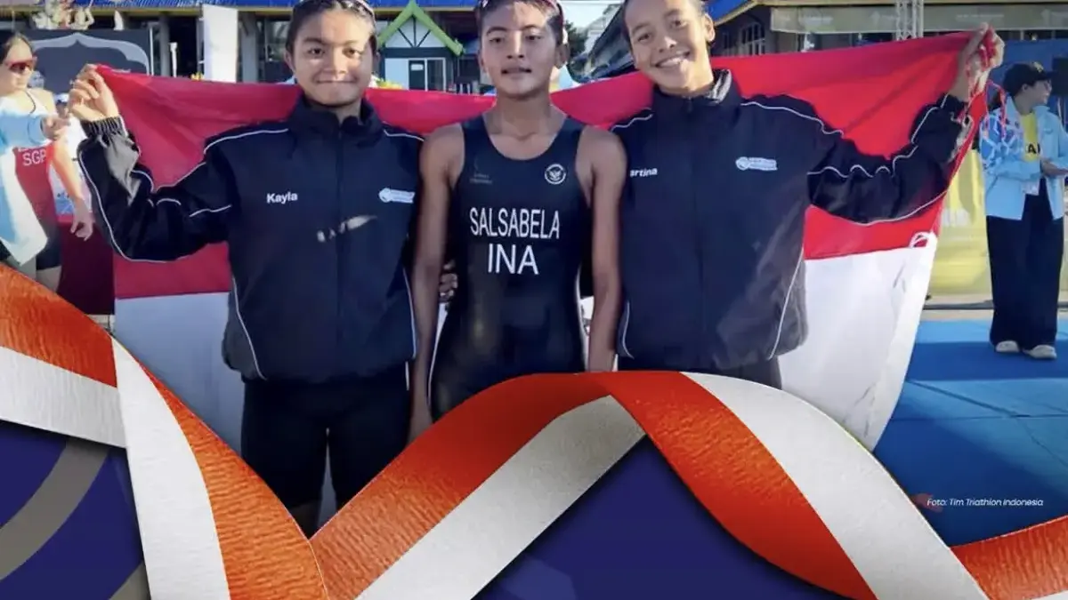 Trio putri triatlon Indonesia