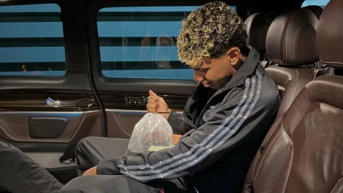 Generasi Baru vs Legenda Hidup: Perbandingan Mencengangkan Antara Lamine Yamal dan Lionel Messi Sepakbola Dunia