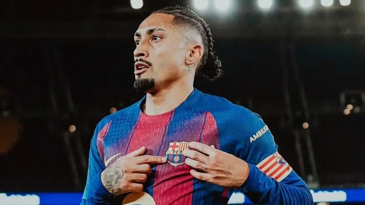 Raphinha di Persimpangan Besar: Jalan Keluar Barcelona Makin Terbuka Meski Kontrak Panjang Sepakbola Dunia
