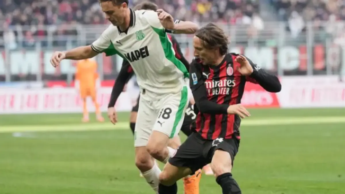 Hasil Skor Akhir AC Milan vs Sassuolo 2-2: AC Milan Mandek di Kandang Meski Bartesaghi Menggila AC Milan vs Sassuolo