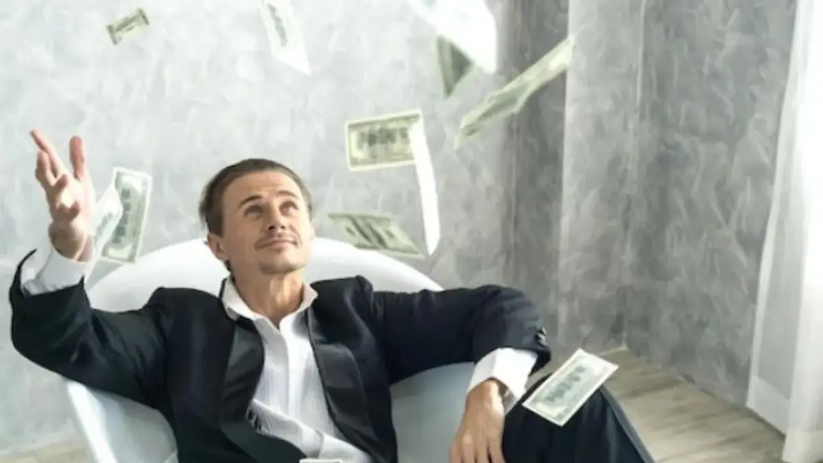 Zodiak diprediksi kaya pada 2026