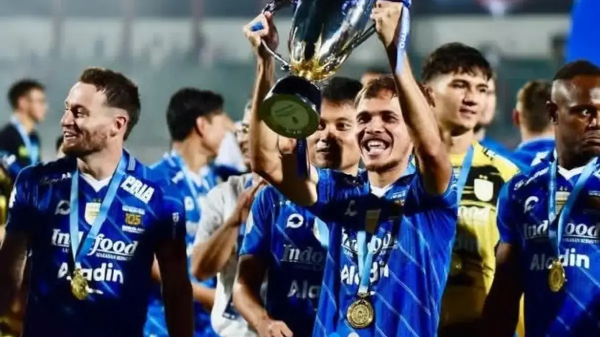 Cuci Gudang Persib Bandung Makin Panas: Enam Nama Terancam, Nomor 5 Paling Disorot Persib Bandung