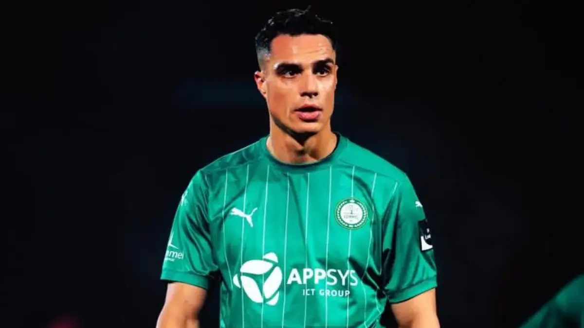 Bongkar Dua Skenario Transfer Maung Bandung Demi Mendaratkan Jenderal Lini Tengah Joey Pelupessy dari Eropa Joey Pelupessy