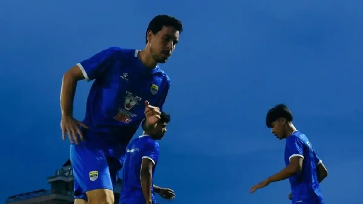 Jam Kick-Off Malut United vs Persib di BRI Super League 2025/26: Dimulai Pukul 13.30 WIB & Tayang di Indosiar Persib Bandung