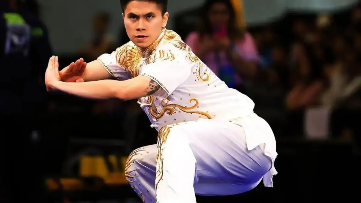 Hasil SEA Games 2025: Indonesia Borong Dua Medali, Edgar Xavier Marvelo Persembahkan Emas ke-32! Edgar Xavier Marvelo meraih medali emas wushu SEA Games 2025 Thailand