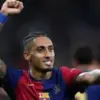 raphinha tidak meninggalkan barcelona. foto: instagram/@raphinha