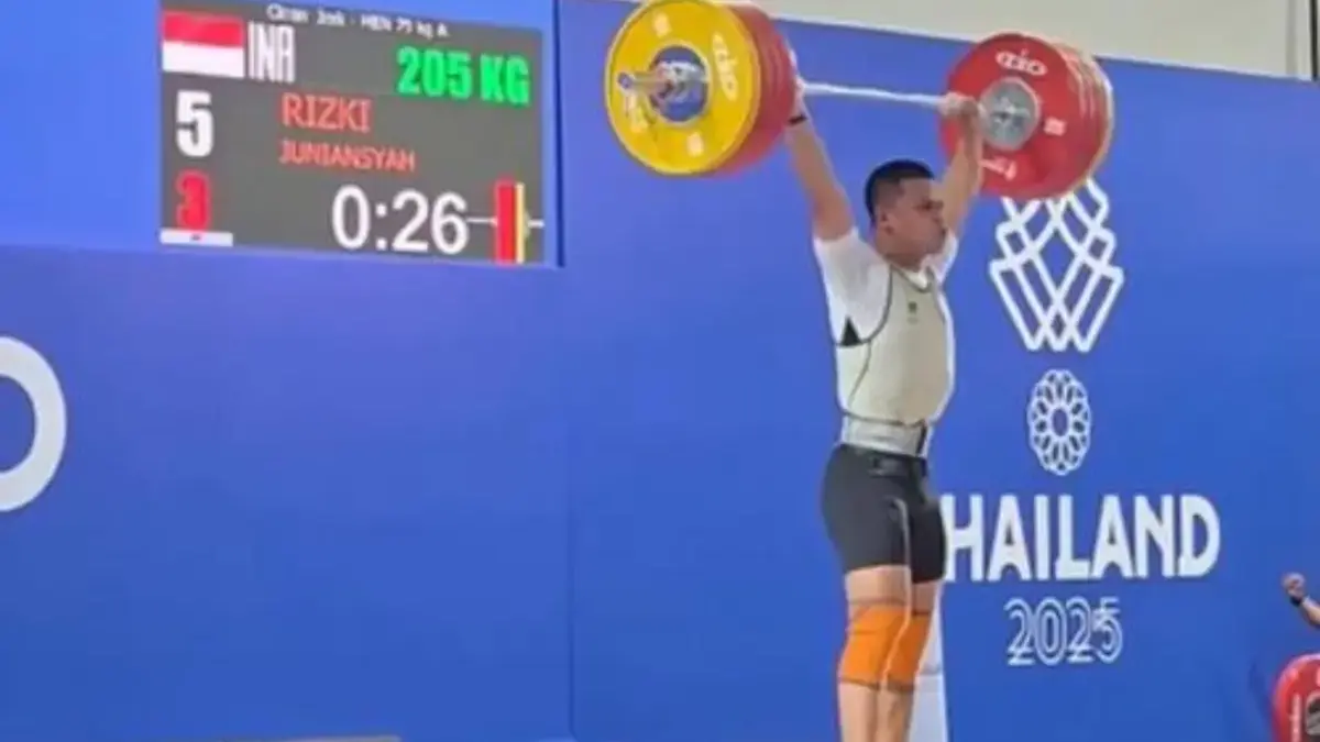 Membanggakan! Rizki Juniansyah Pecahkan Rekor Dunia, Persembahkan Emas ke-50 untuk Indonesia di SEA Games 2025 Rizki Juniansyah memecahkan rekor dunia di SEA Games 2025
