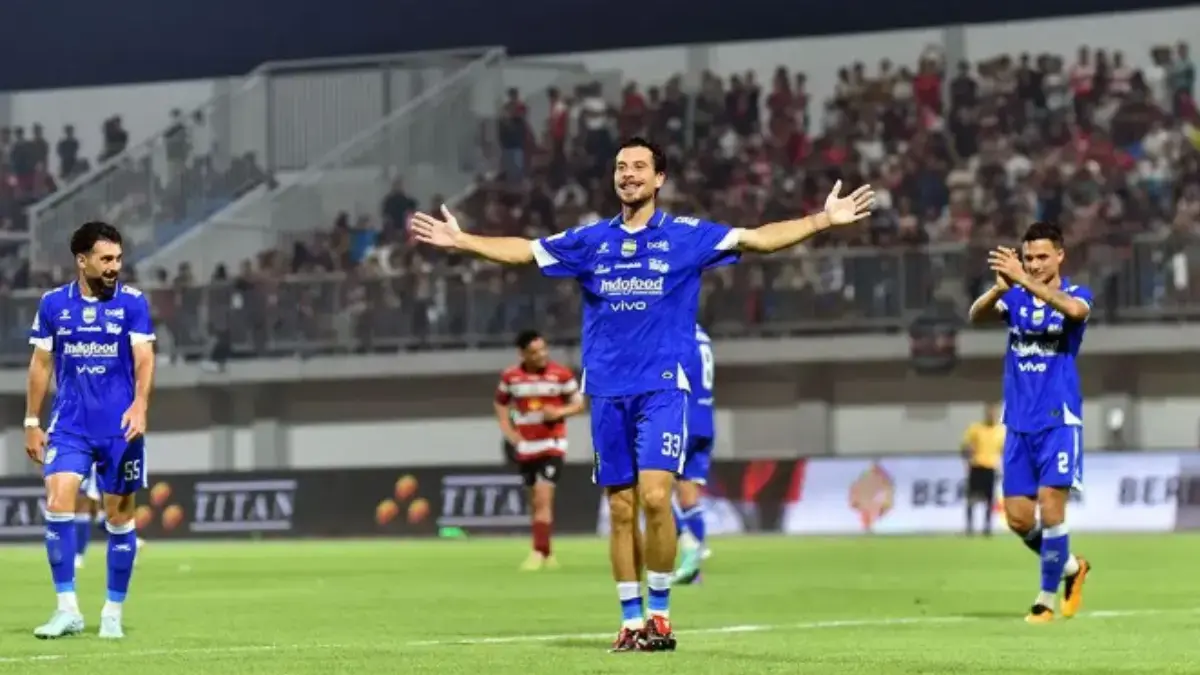 Usai Pertandingan Persib Bandung vs Persija Jakarta, Pemain Thom Haye Sebut Keluarganya Dapat Ancaman Persib Bandung