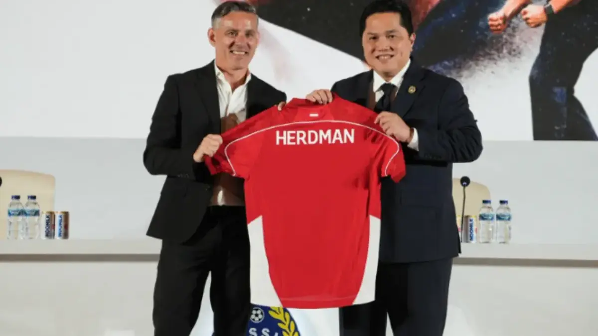 Pelatih Timnas John Herdman Buka Peluang Rekrut Pemain Naturalisasi Baru untuk Timnas Garuda Timnas Indonesia
