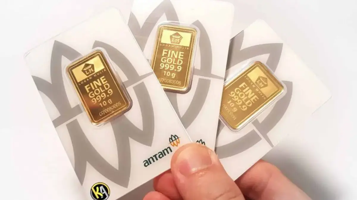 Update Harga Emas Antam Hari Ini: Anjlok Rp48.000 per Gram, Sinyal Waktu Tepat Borong? Emas Antam