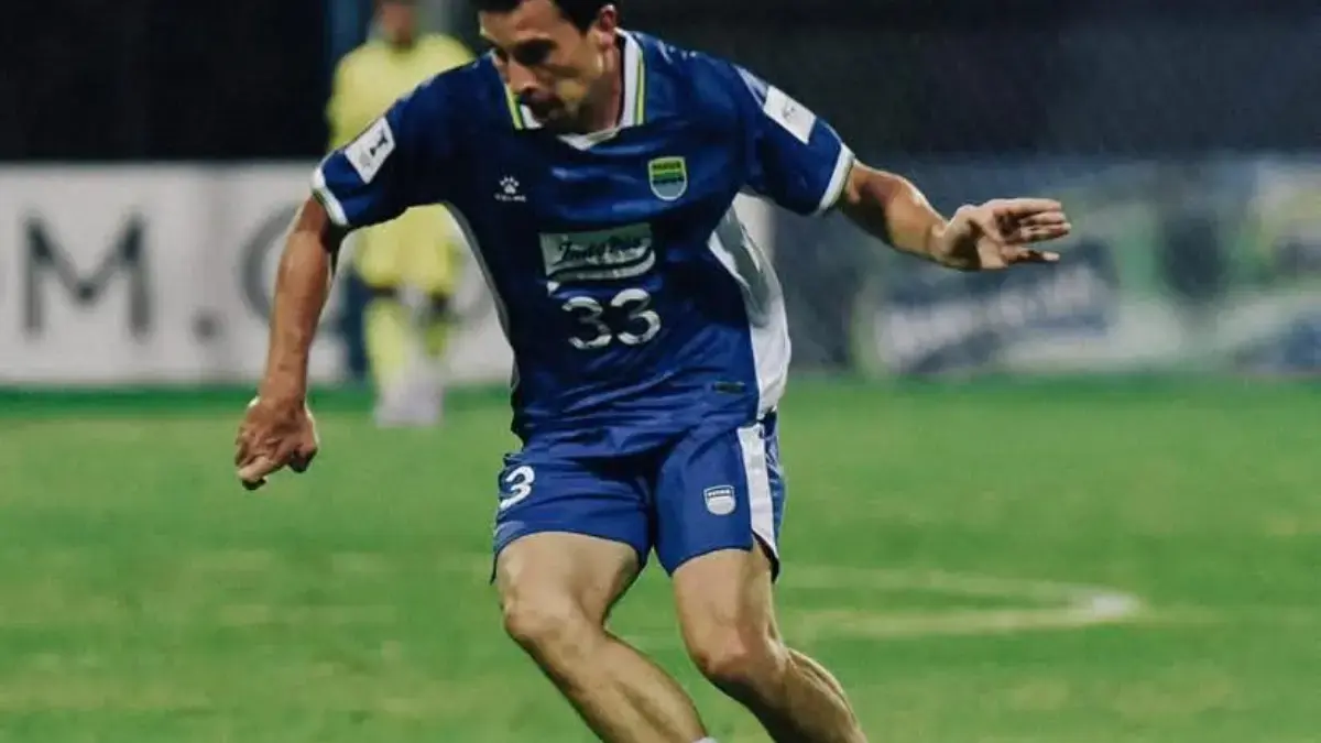 Ini Alasan Misterius di Balik Penyebab John Herdman Resmi Coret Thom Haye dan Shayne Pattynama Thom haye