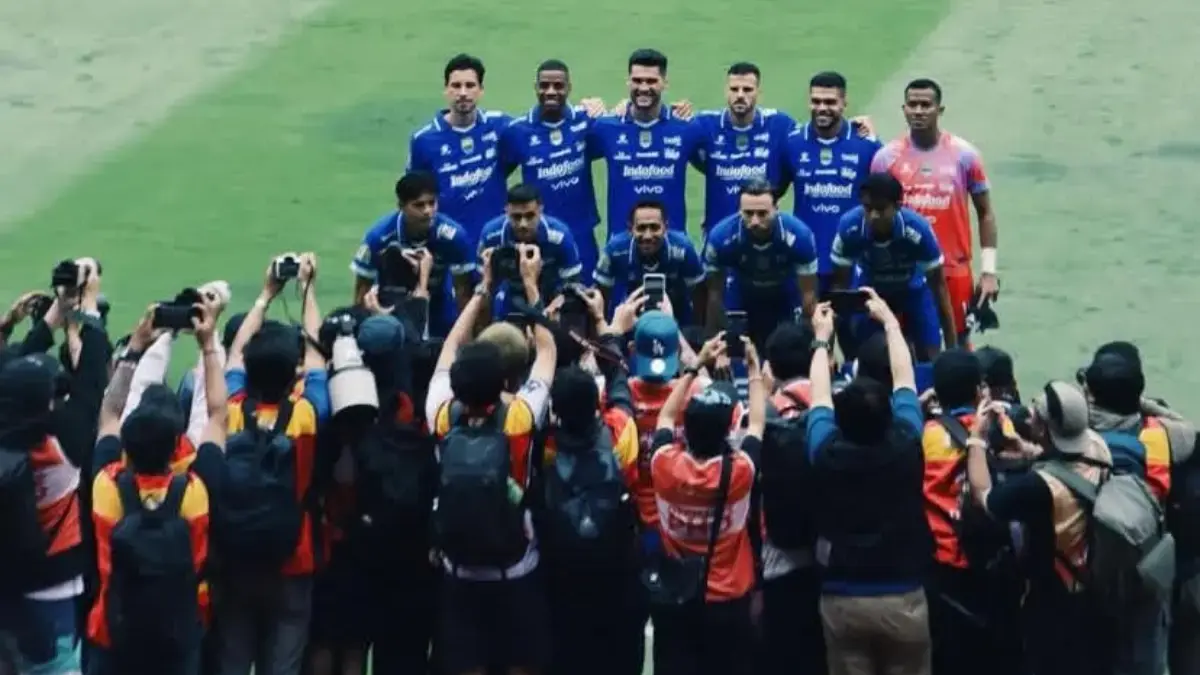 Persib Kena denda Lagi!, Kali ini Kena Denda Rp503 Juta! Salah Satunya Karena Flare Persib Denda Rp503 Juta! Di liga champions