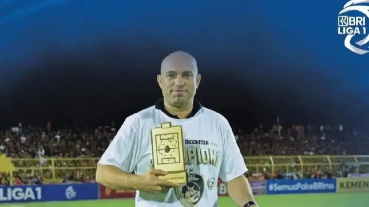 Era Baru Bajul Ijo Dimulai: Bernardo Tavares Resmi Menakhodai Persebaya, Bawa Filosofi Disiplin dan Sepak Bola Sepakbola Indonesia