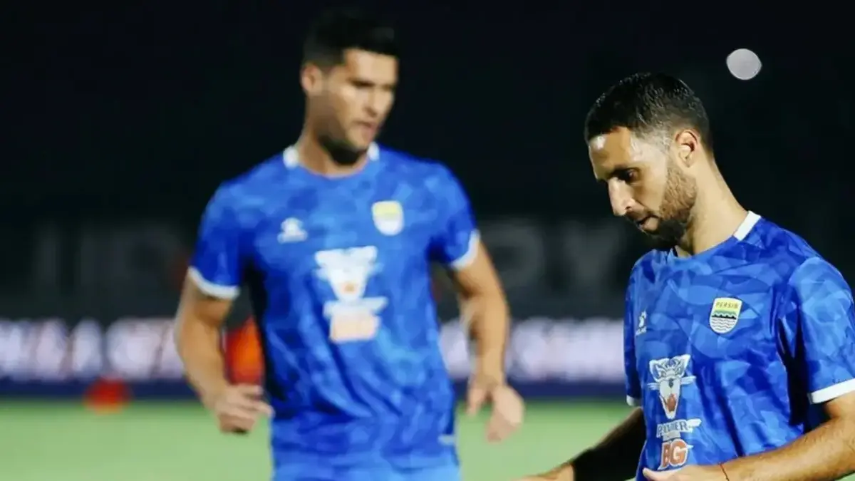 Ekspektasi Tinggi Berujung Kekecewaan: Bobotoh Soroti Mandeknya Persib Bandung di Papan Klasemen Sepakbola Indonesia