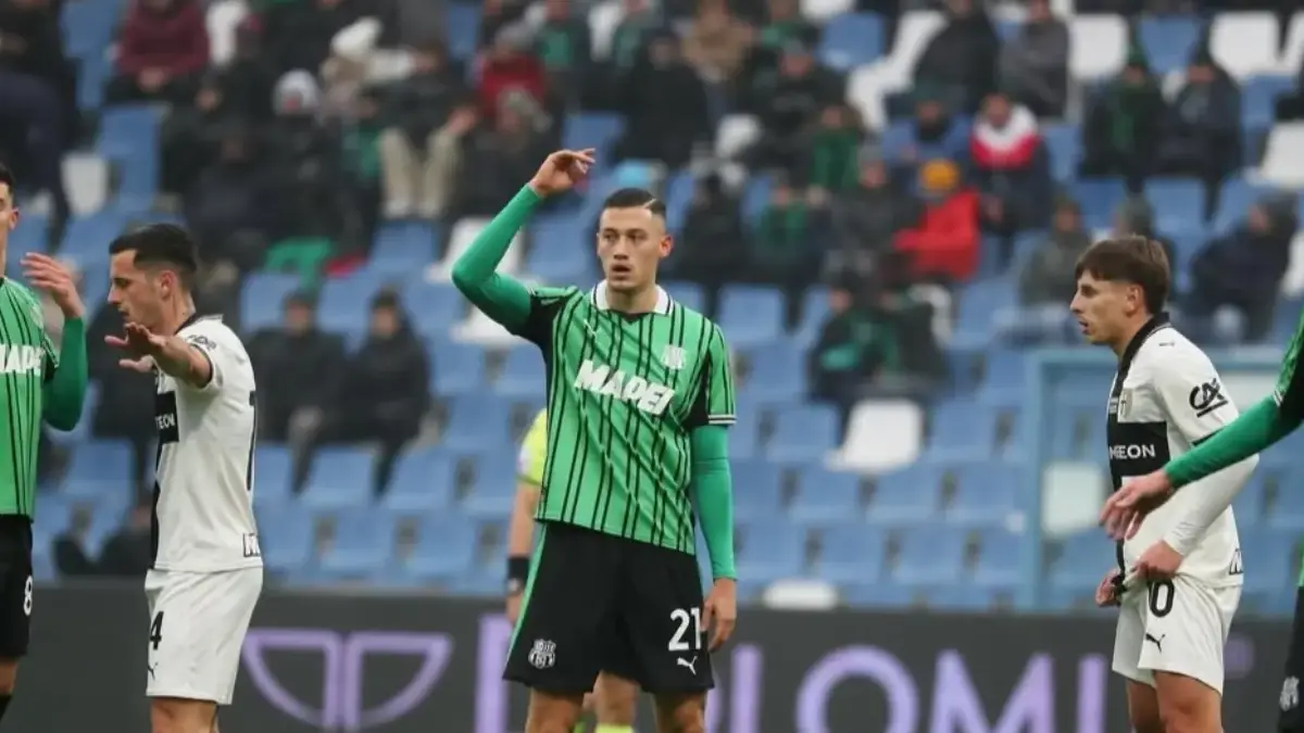 Juventus Dikepung Lawan, Jay Idzes Bangun “Benteng Baja” Venezia di Tengah Ancaman Raksasa Italia Sepakbola Dunia