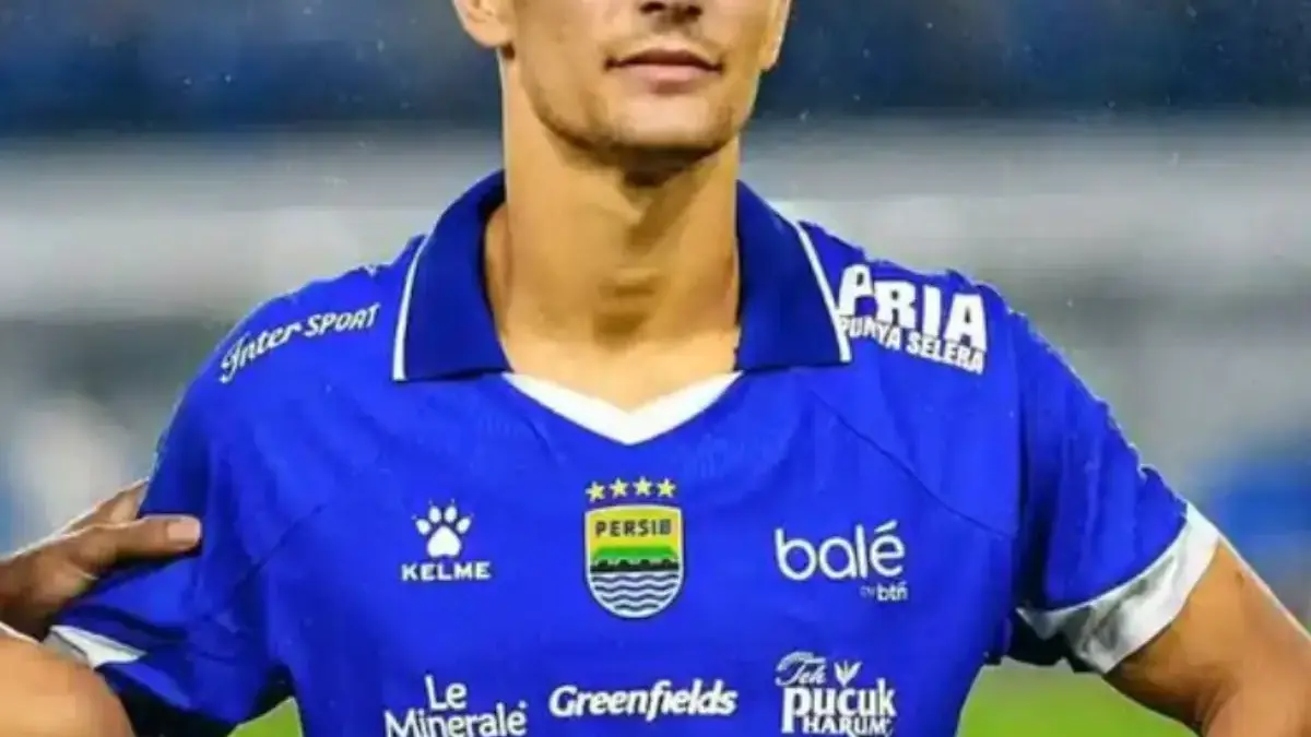 Federico Barba Kembali Berlatih Bersama Persib Jelang Duel Kontra Persija, Bojan Hodak Tanggapi Isu Transfer Federico Barba Kembali Berlatih Bersama Persib Jelang Duel Kontra Persija, Bojan Hodak Tanggapi Isu Transfer