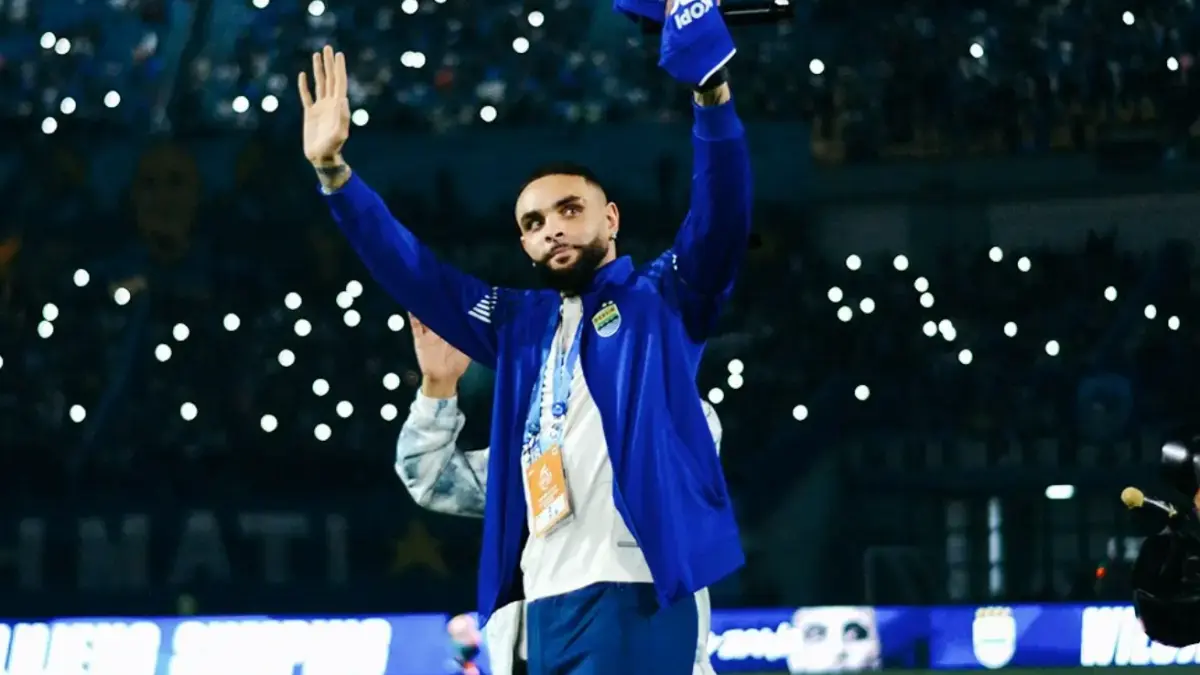 BRI Super League: Persib Tambah Amunisi, Layvin Kurzawa dan Dion Markx Resmi Bergabung foto