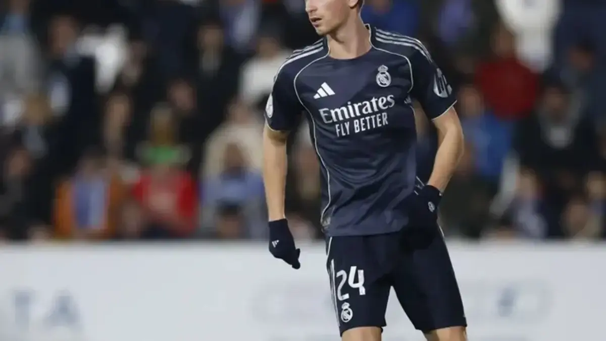 Cedera Dean Huijsen Jadi Masalah Baru Real Madrid Jelang Lawan Real Betis, Lini Pertahanan Kian Tipis Dean Huijsen