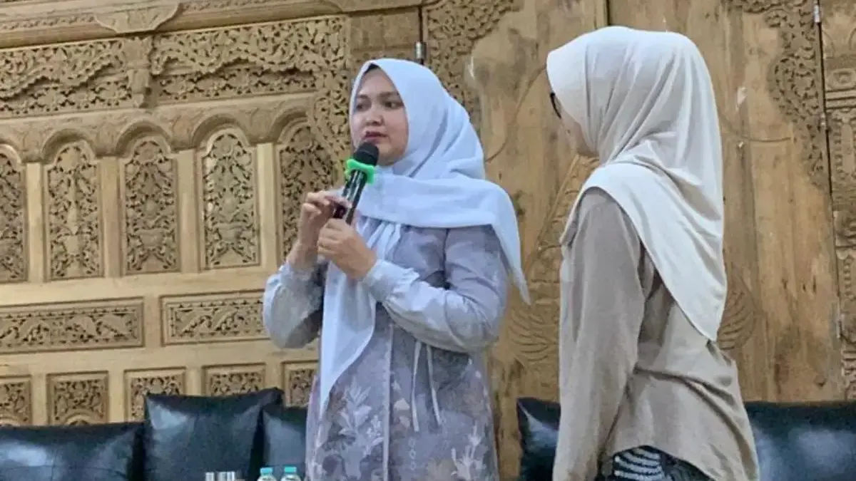 ketua dprd kabupaten cirebon