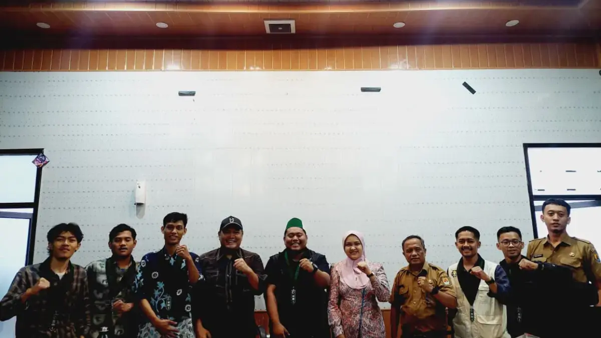 ketua dprd kabupaten cirebon