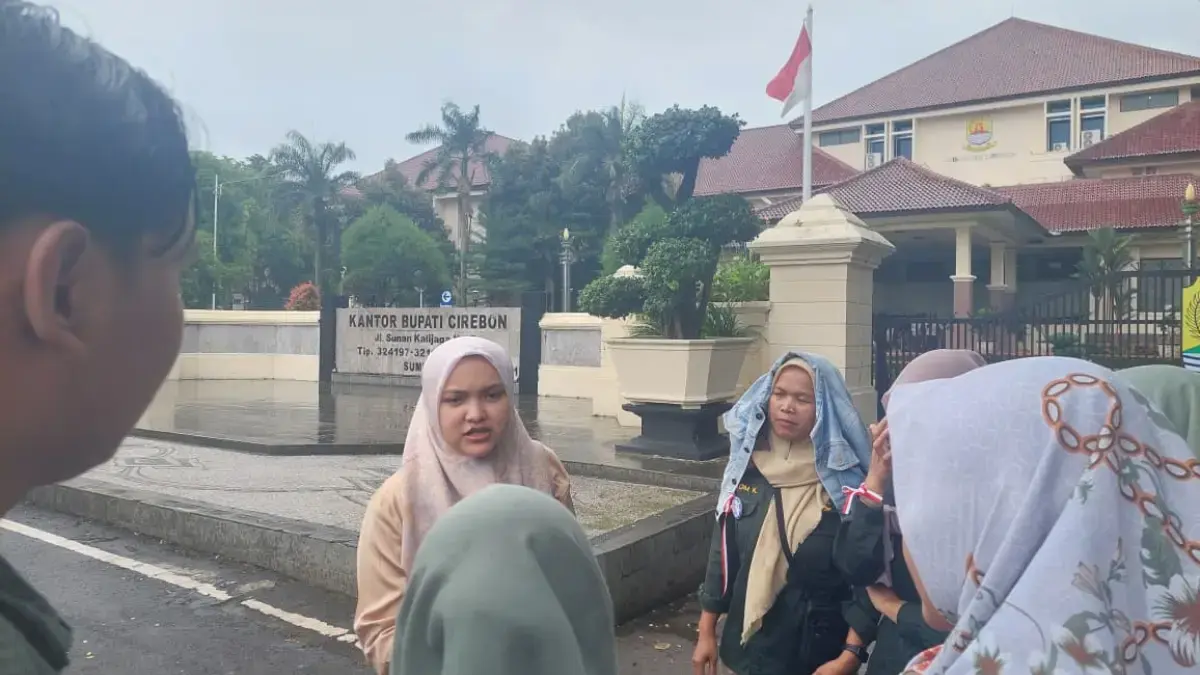 ketua dprd kabupaten cirebon