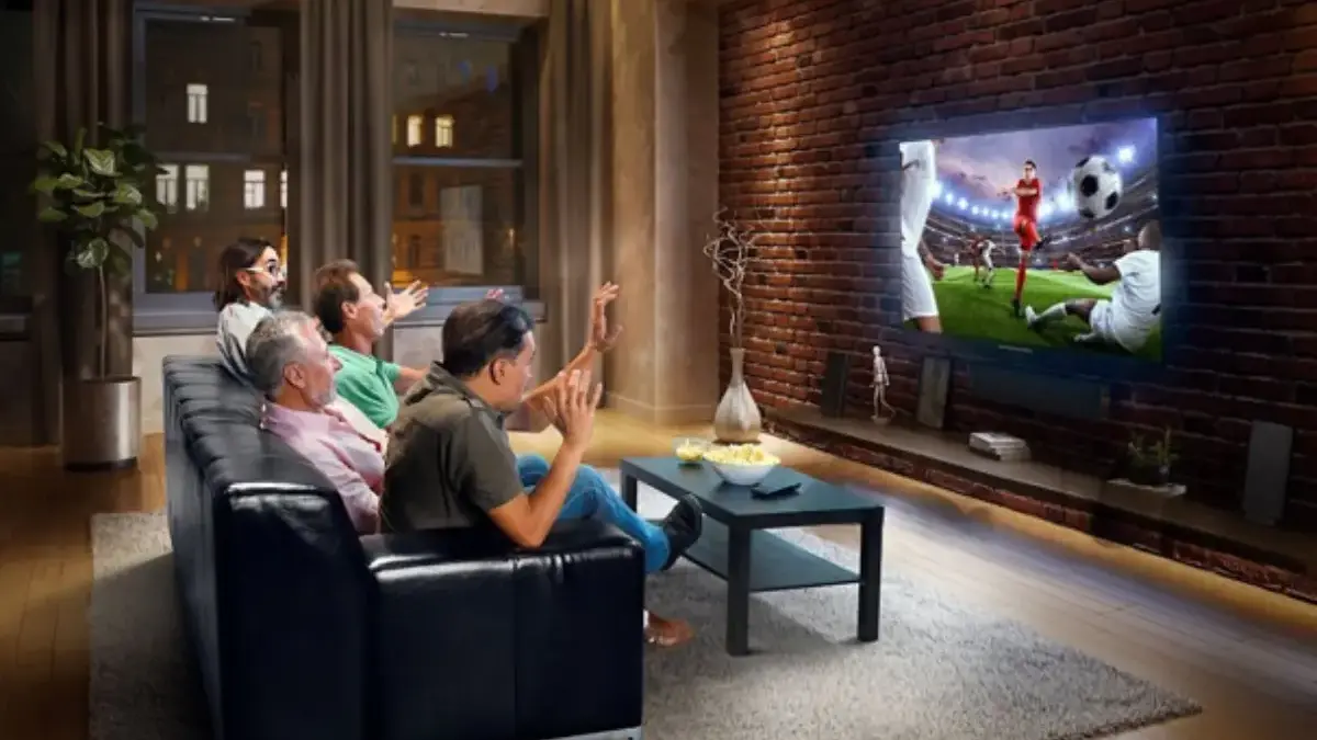 Sepak Bola Malam Ini