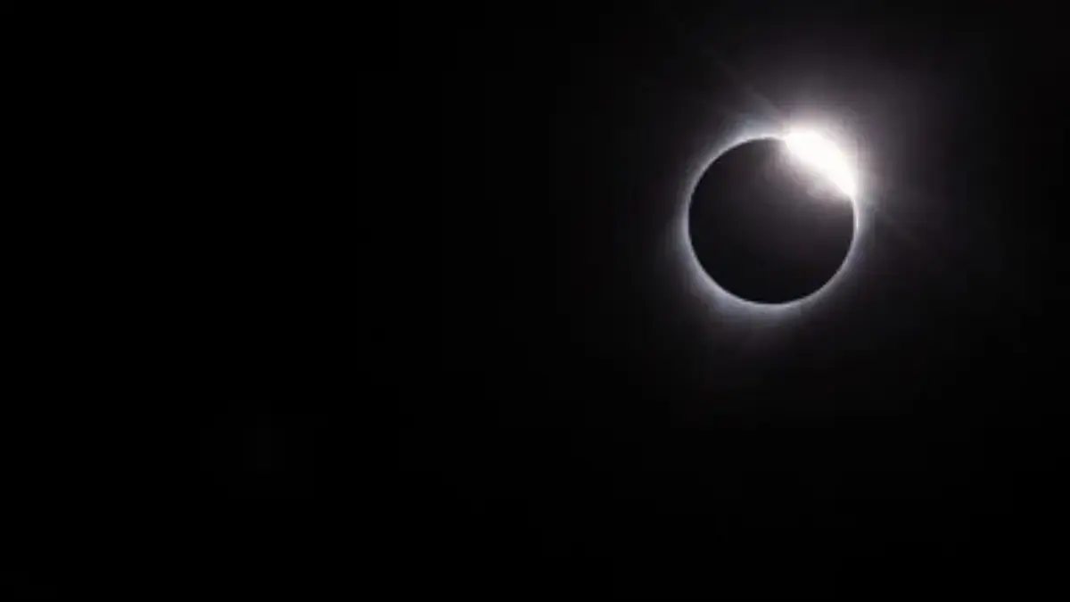 Langit Februari 2026 Padat Agenda, Bulan Purnama hingga Parade Planet