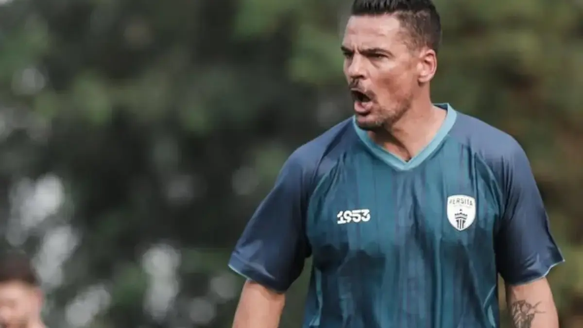 Usai Persita Tumbang 0-1 dari Dewa United, Carlos Pena Kritik Buruknya Kinerja Wasit Carlos Pena