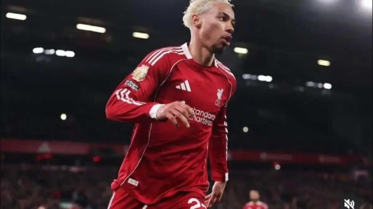 Hugo Ekitike Tetap Membumi, Enggan Disamakan dengan Legenda Liverpool Fernando Torres Hugo Ekitike