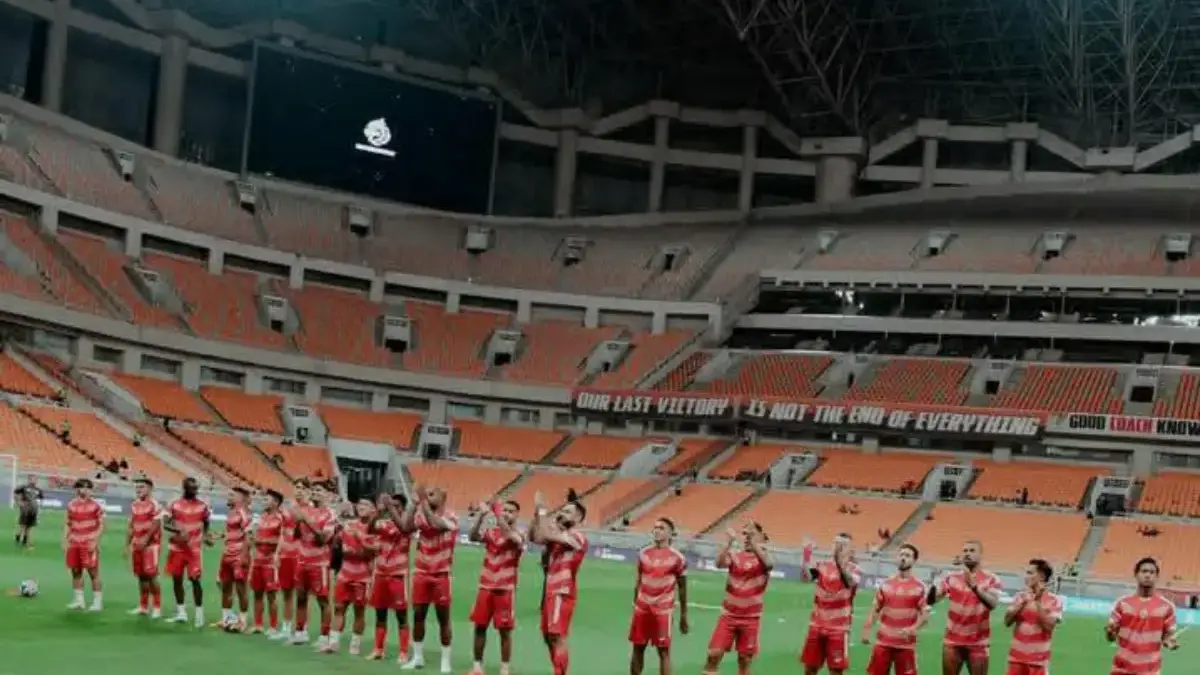 VAR Mati Saat Pertandingan di JIS! Benarkah BRI Super League Belum Siap Jadi Liga Profesional? BRI Super League 2025/2026